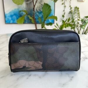 COACH OVERNIGHT TRAVEL KIT IN SIGNATURE CAMO COATED CANVAS & LEATHER F12008